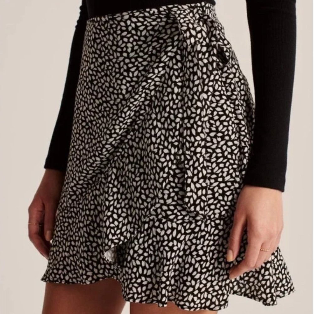 Abercrombie and Fitch Wrap Mini Skirt